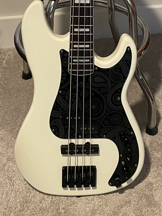 Sire P7/P8 Pickguard (4 String)